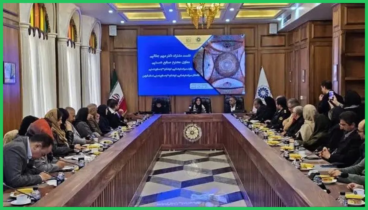 صنایع‌دستی؛ پیشران اقتصاد هویت‌بنیان/ فرصتی برای ارزآوری از بازار کشورهای همسایه